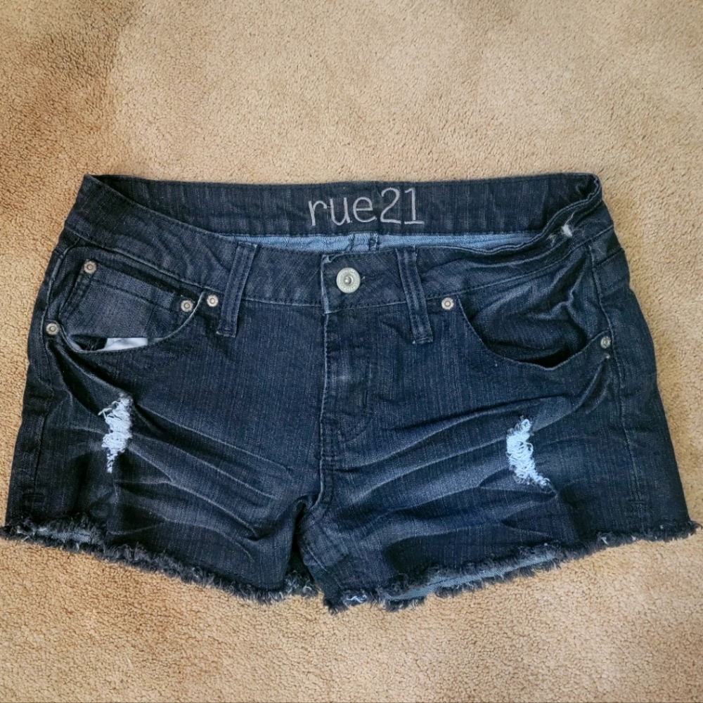 Rue21 Black Distressed Jean Shorts Vintage-Inspired